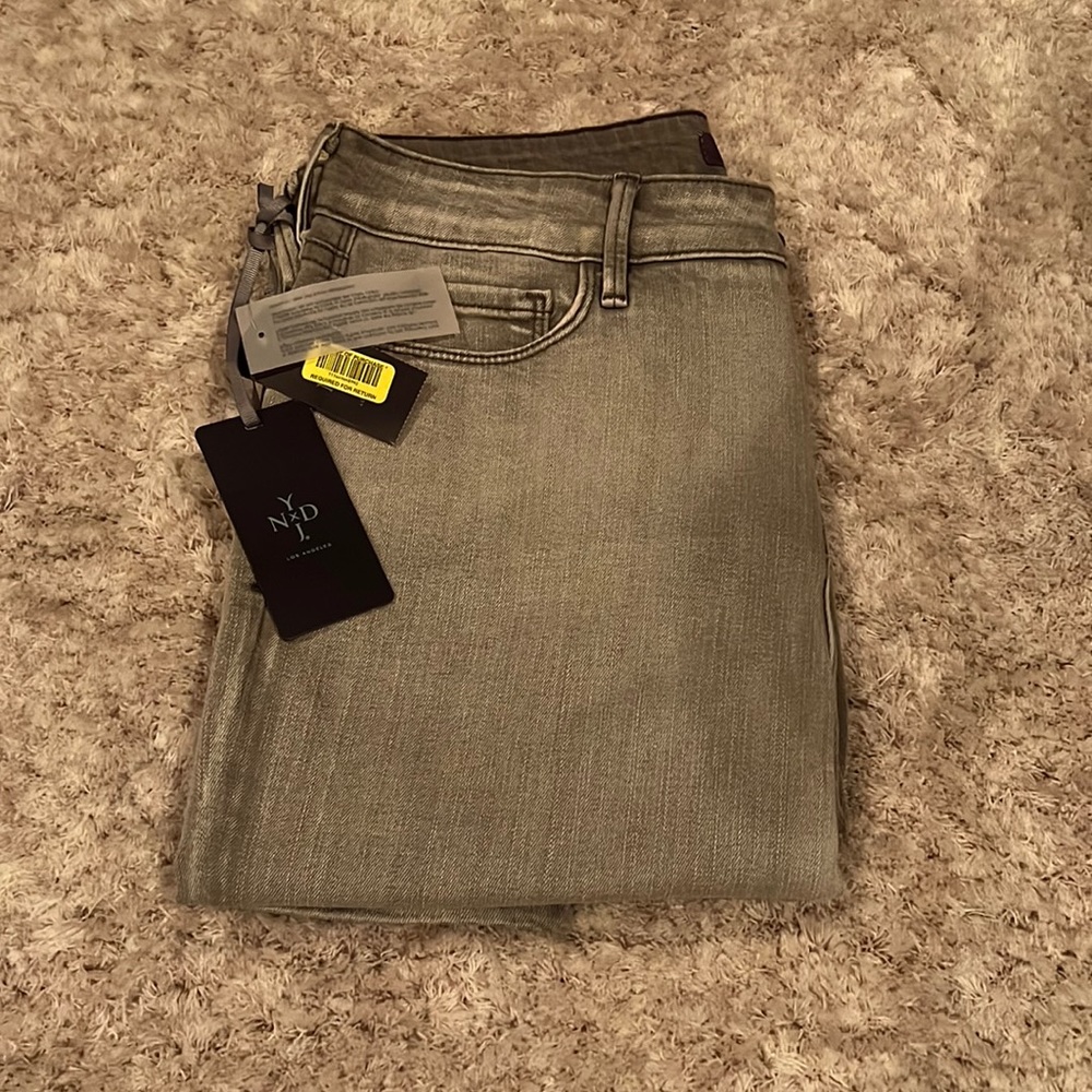 NWT Super Skinny NYDJ